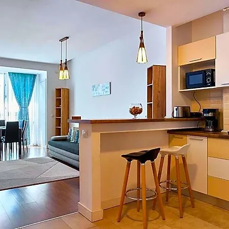 Отель Onix Blue Mamaia Nord 3*