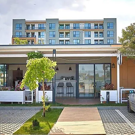 Onix Blue Mamaia Nord 3* Constanta